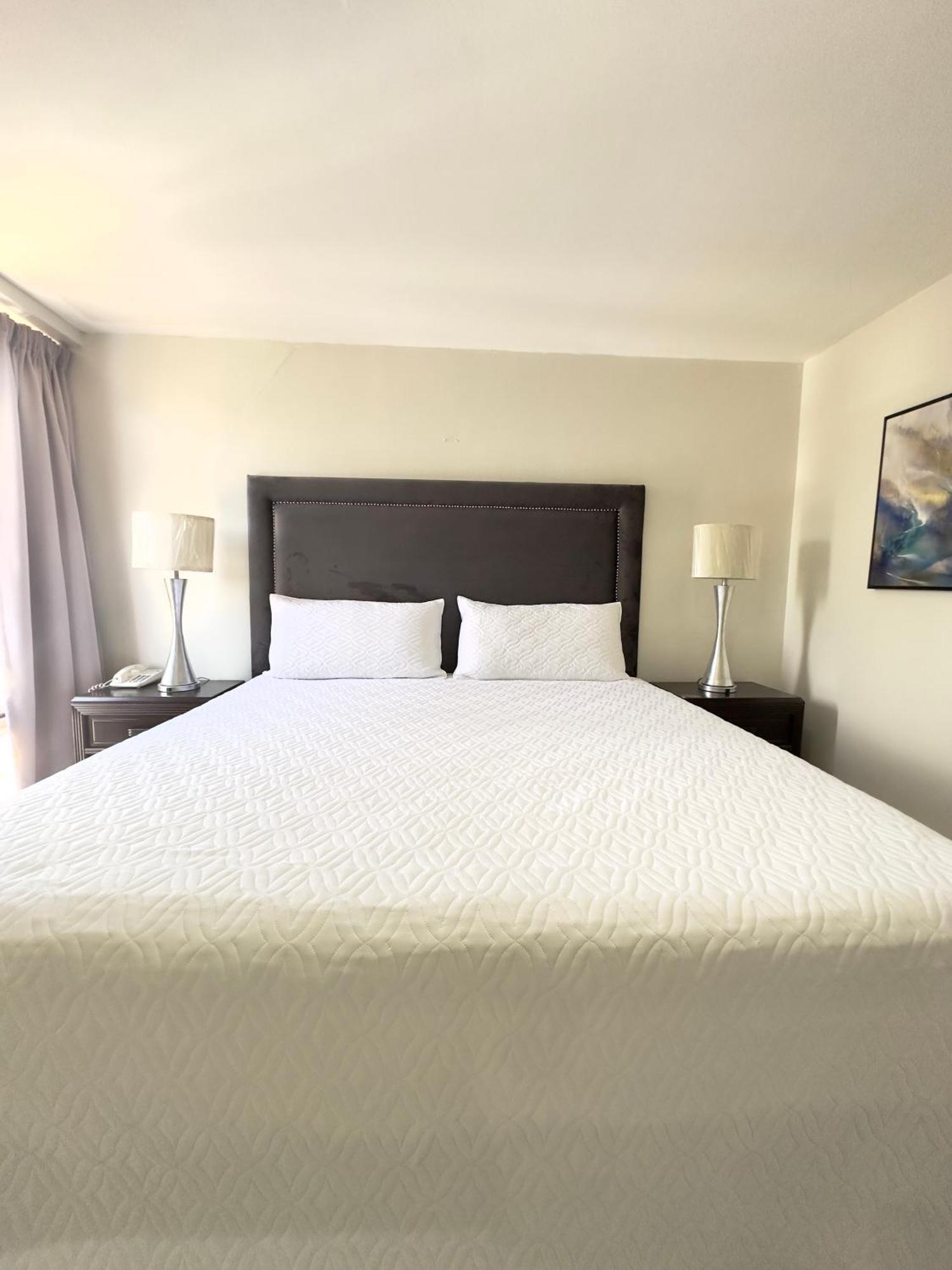 Gran Hotel Paris ลาเซย์บา ภายนอก รูปภาพ