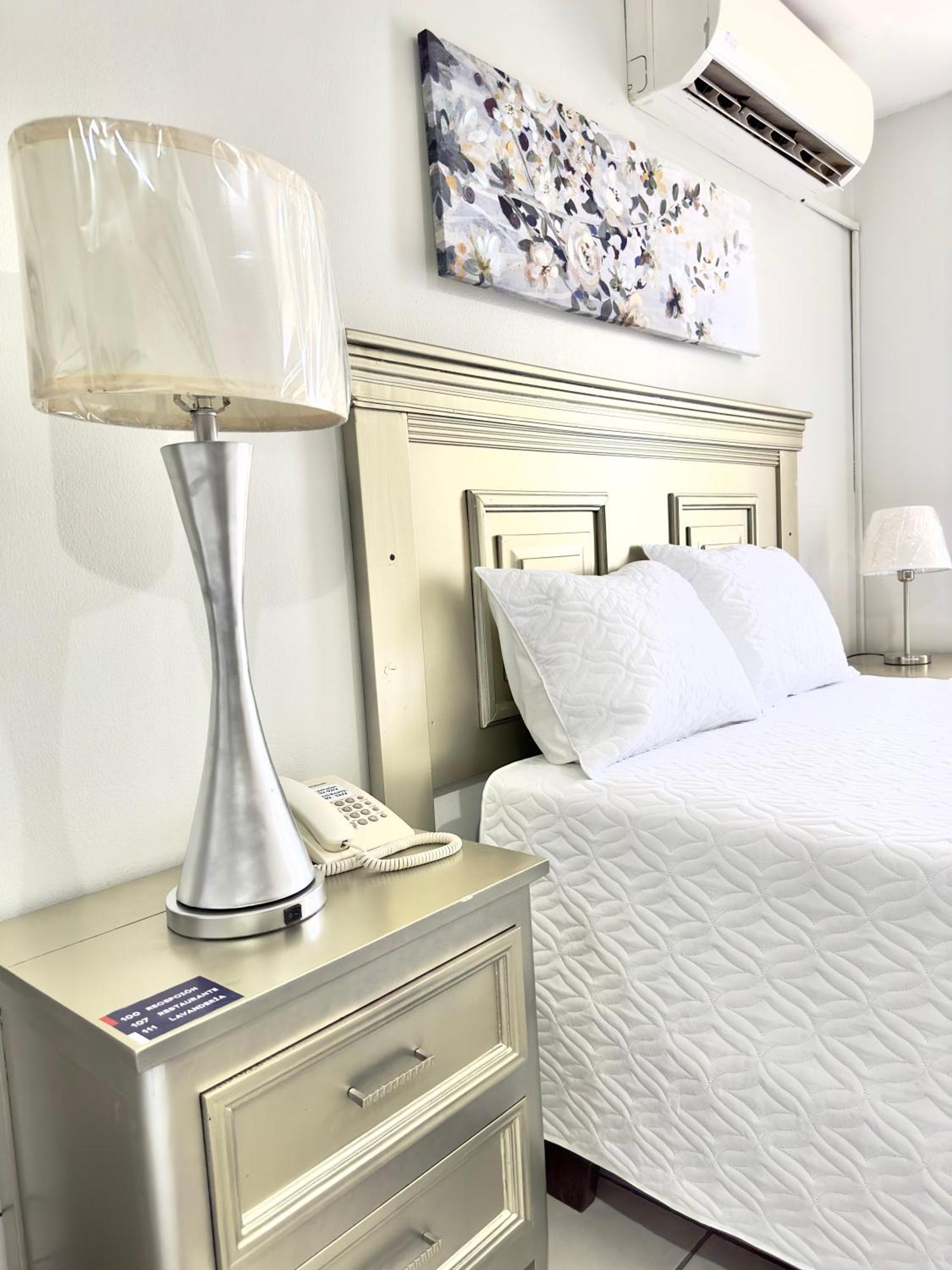 Gran Hotel Paris ลาเซย์บา ภายนอก รูปภาพ